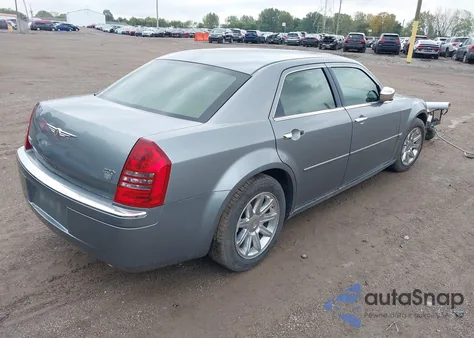 2006 Chrysler 300C z USA, uszkodzony, nr VIN 2C3KA63HX6H431609